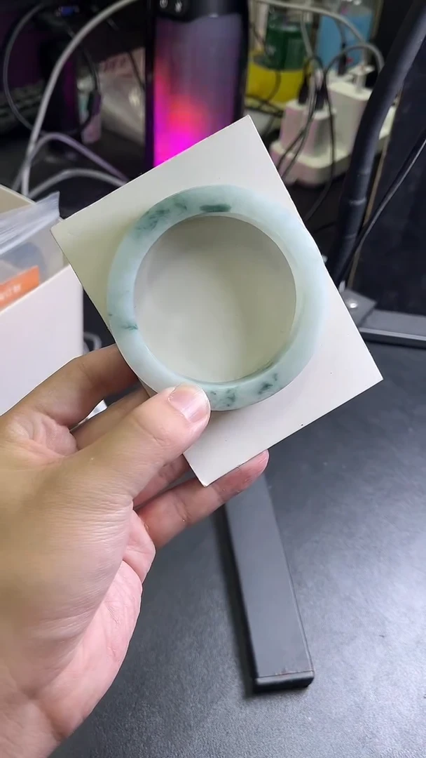 未镶嵌手镯定制翡翠大***7定制