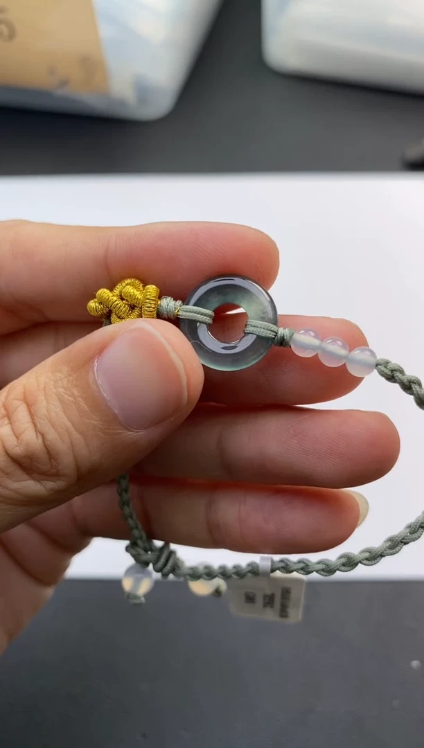 18K金镶嵌挂件翡翠不退不换 无鉴赏期