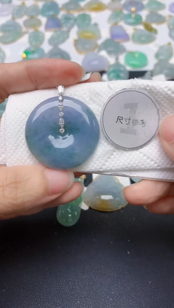 翡翠18K金镶嵌颈饰天然缅甸A货翡翠