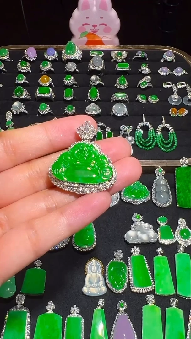 吊坠(不含链)18K金镶嵌翡翠吊坠