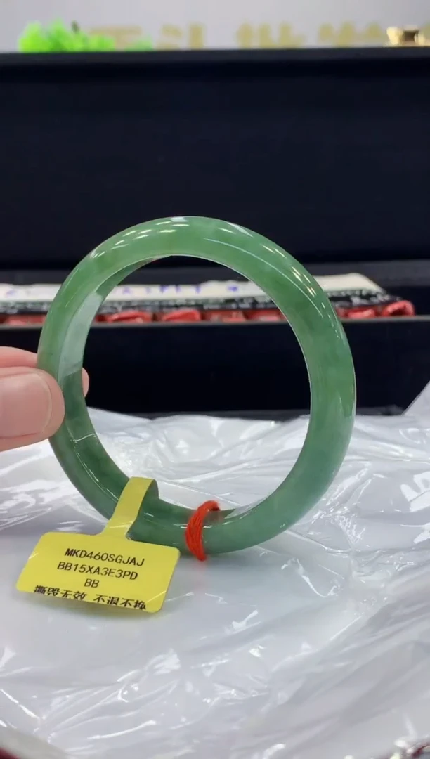 未镶嵌手镯翡翠翡翠手镯