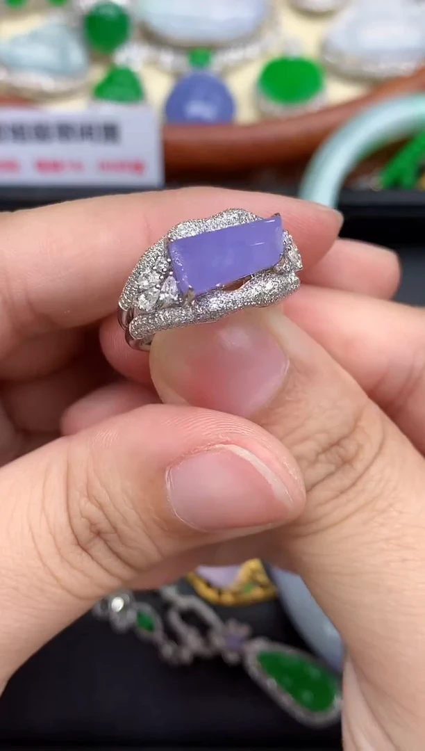 18K金镶嵌戒指翡翠544-中国好珍宝