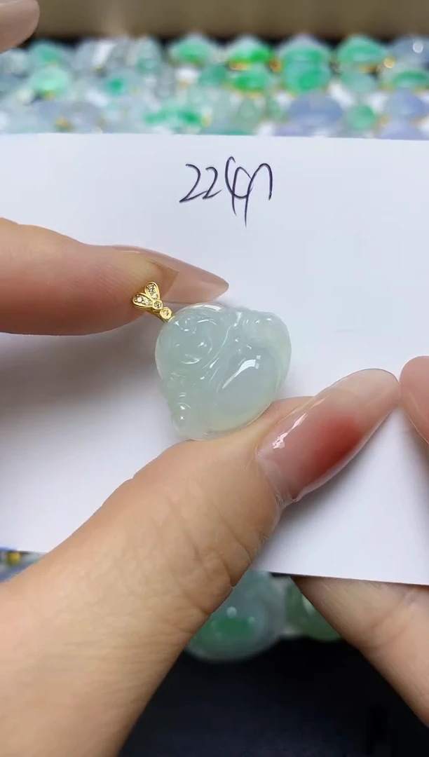 翡翠未镶嵌颈饰 天然缅甸翡翠A货