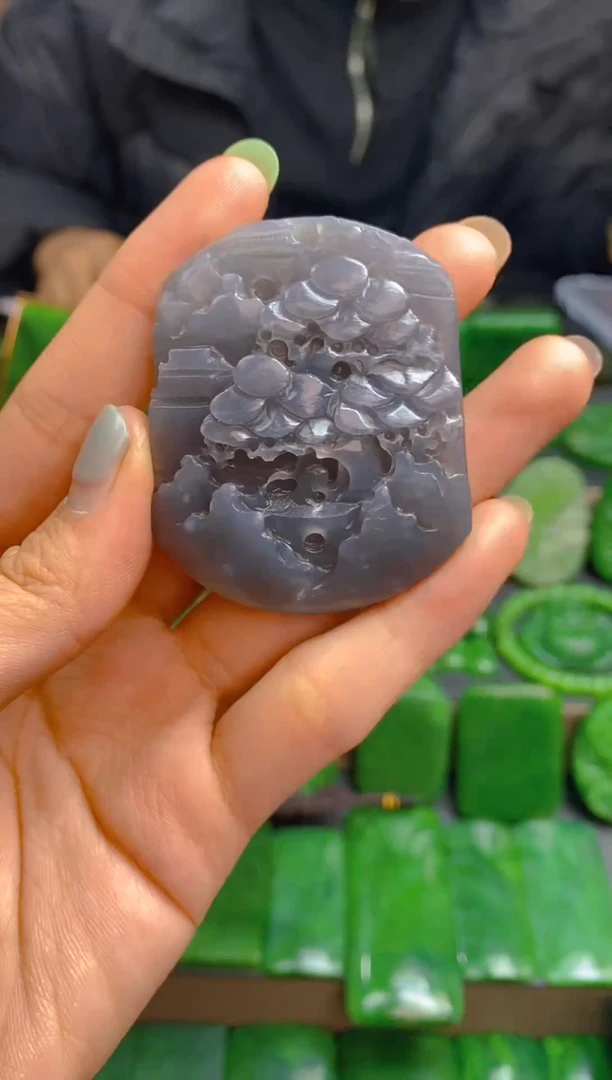 颈饰未镶嵌和田玉1