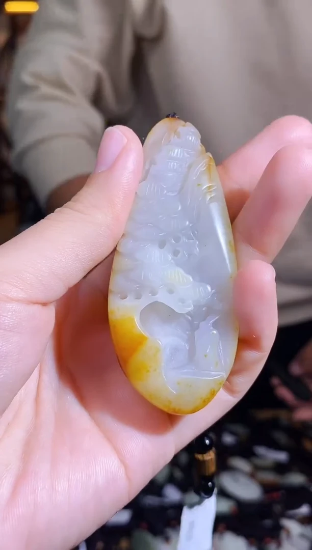 颈饰未镶嵌和田玉1