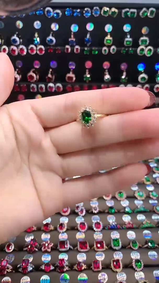 【闪购商品】透辉石戒指银S925镶嵌黄金色68