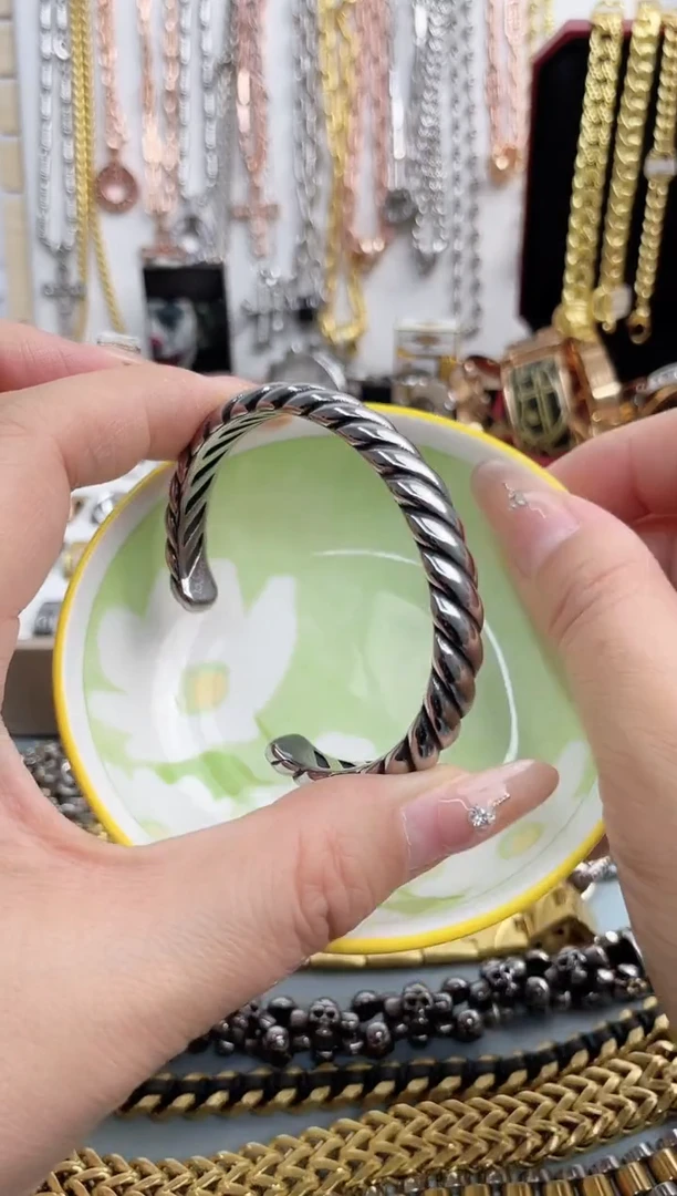 瓷片AAAAAAAAAAAAAAAA