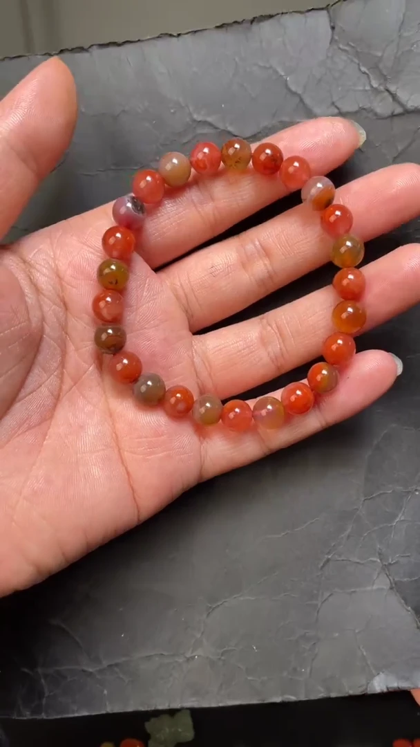 未镶嵌46南红玛瑙手串