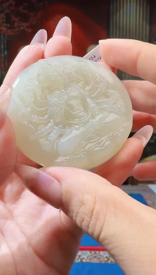 定制和田玉名家匠心馆和田玉多样性发一