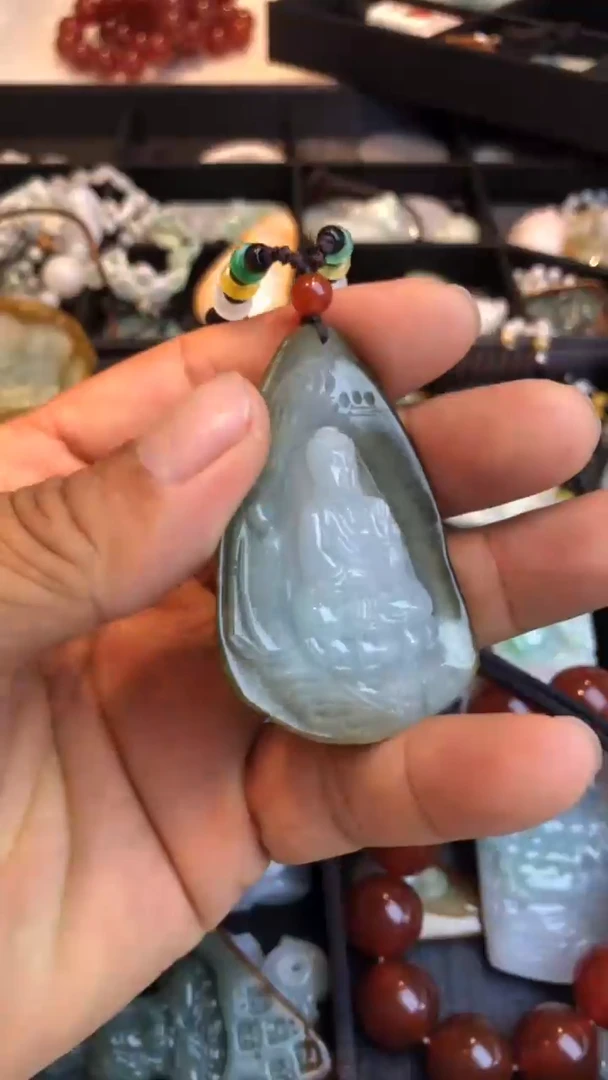 翡翠未镶嵌吊坠(不含链)老**发大日如来