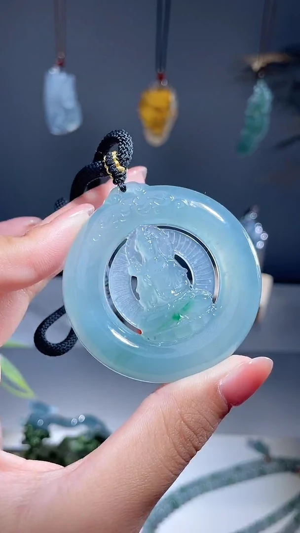 颈饰未镶嵌翡翠观音