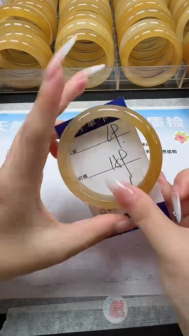 未镶嵌手镯石英质玉69