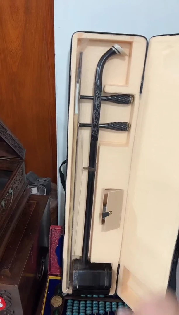 紫光檀二胡一套1