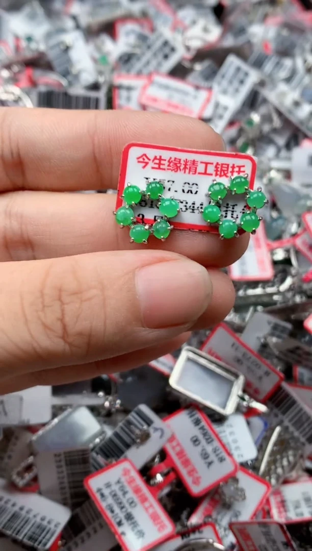 银S925镶嵌戒指翡翠天然A货缅甸翡翠