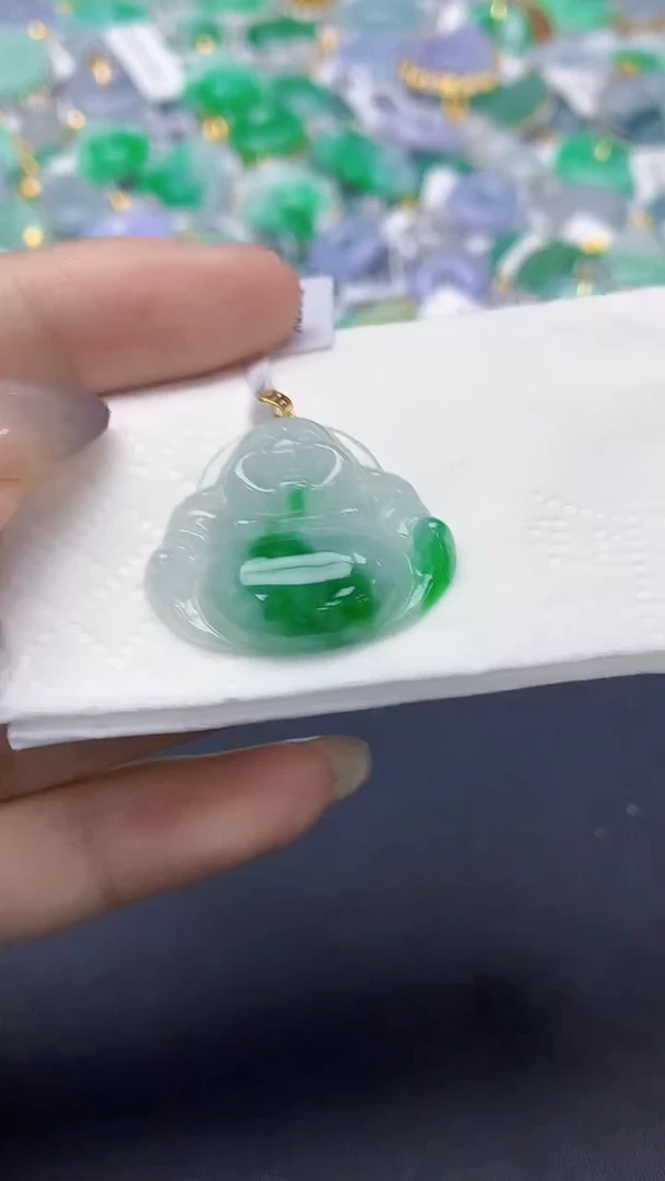 翡翠18K金镶嵌颈饰天然缅甸a货翡翠