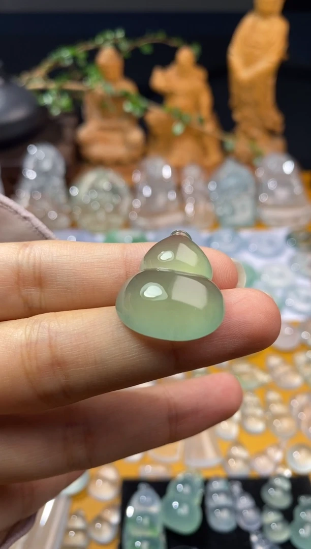 吊坠(不含链)未镶嵌翡翠葫芦