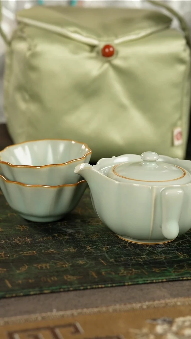 善窑厂汝窑天青手抓壶+2只杯（套组）