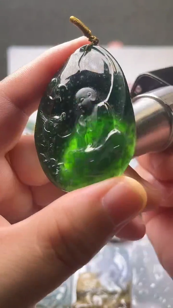 颈饰未镶嵌翡翠1