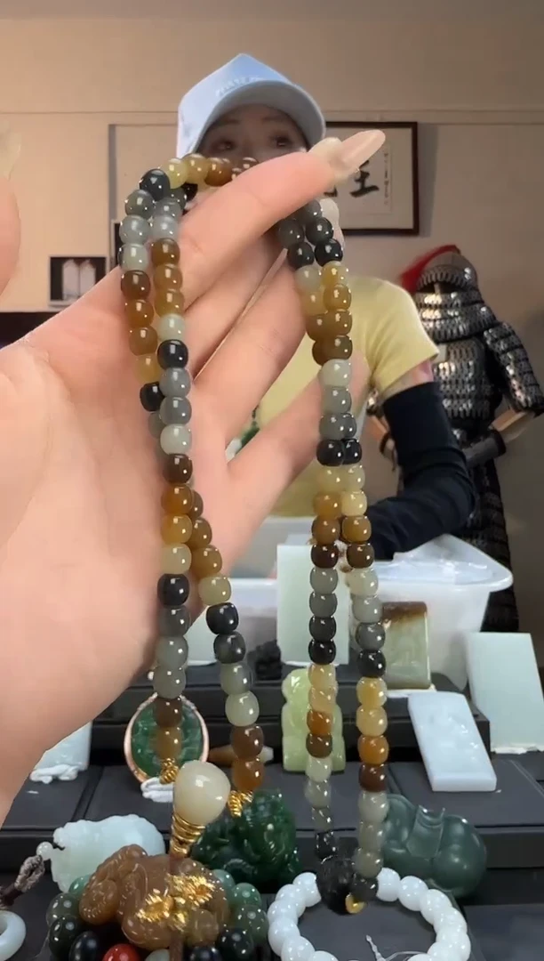 颈饰未镶嵌和田玉楼兰三彩老型长链