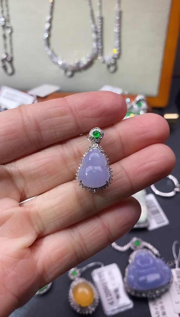 【闪购商品】翡翠吊坠(不含链)18K金镶嵌吊坠