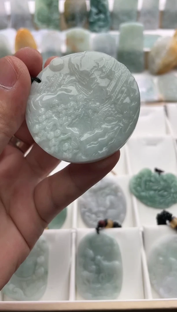 【闪购商品】翡翠颈饰未镶嵌..../2/17/ 50