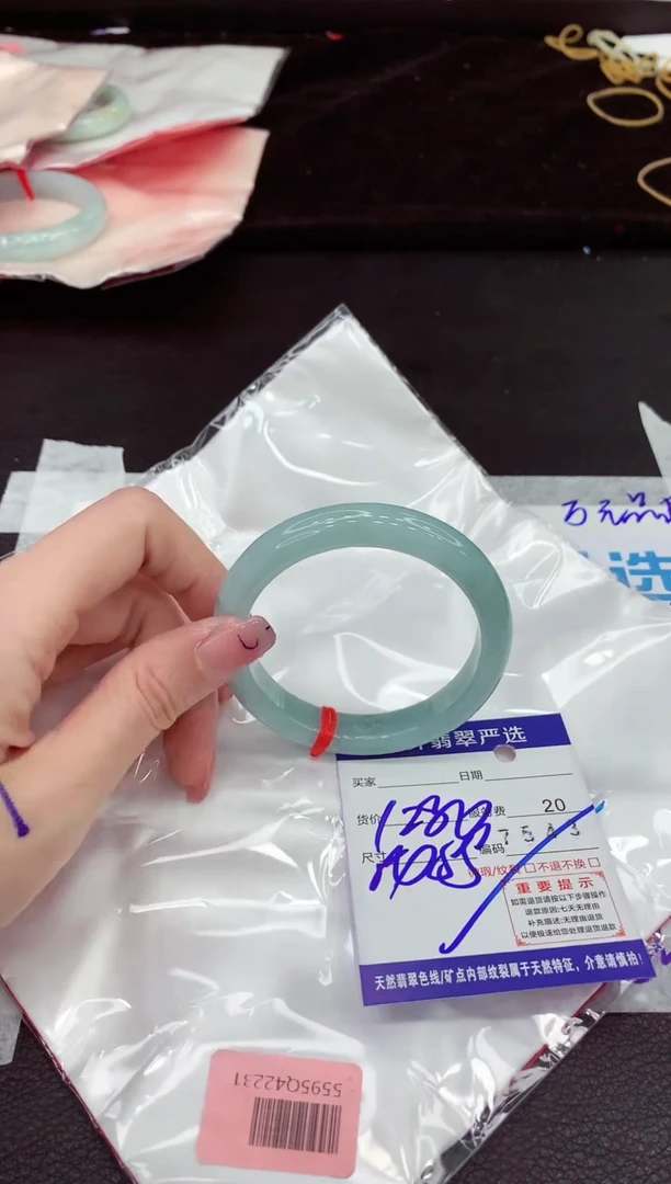 翡翠手镯未镶嵌111111111111111