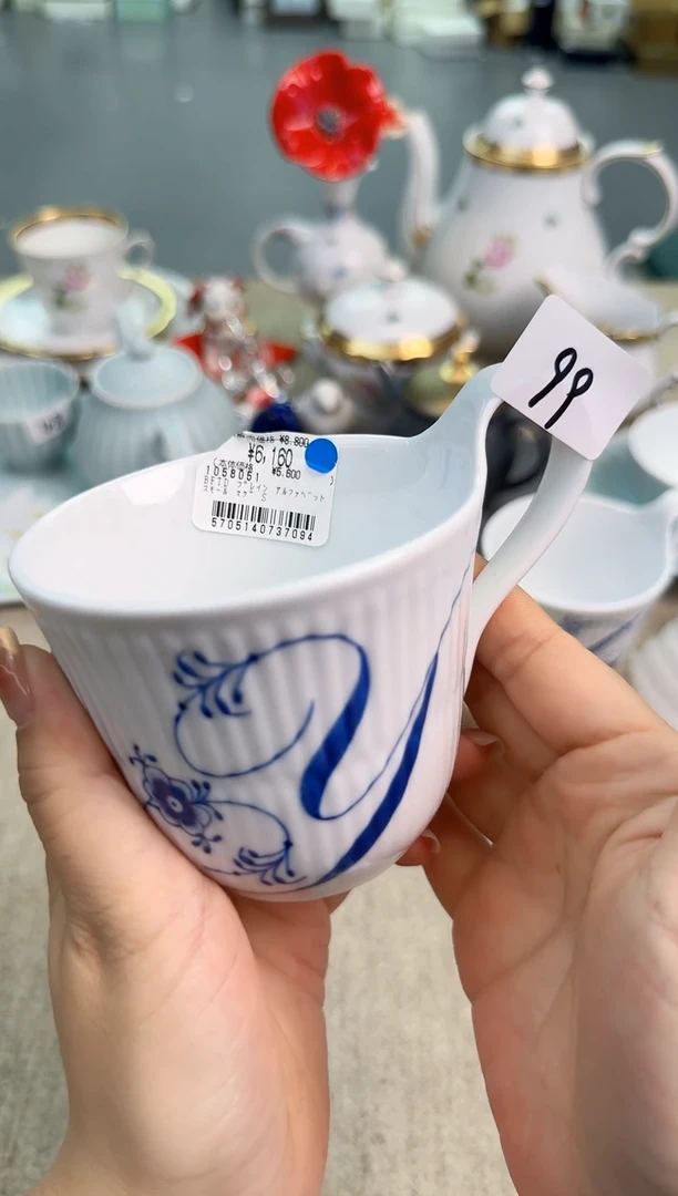 瓷片不***鱼泡泡家的瓷器真好看