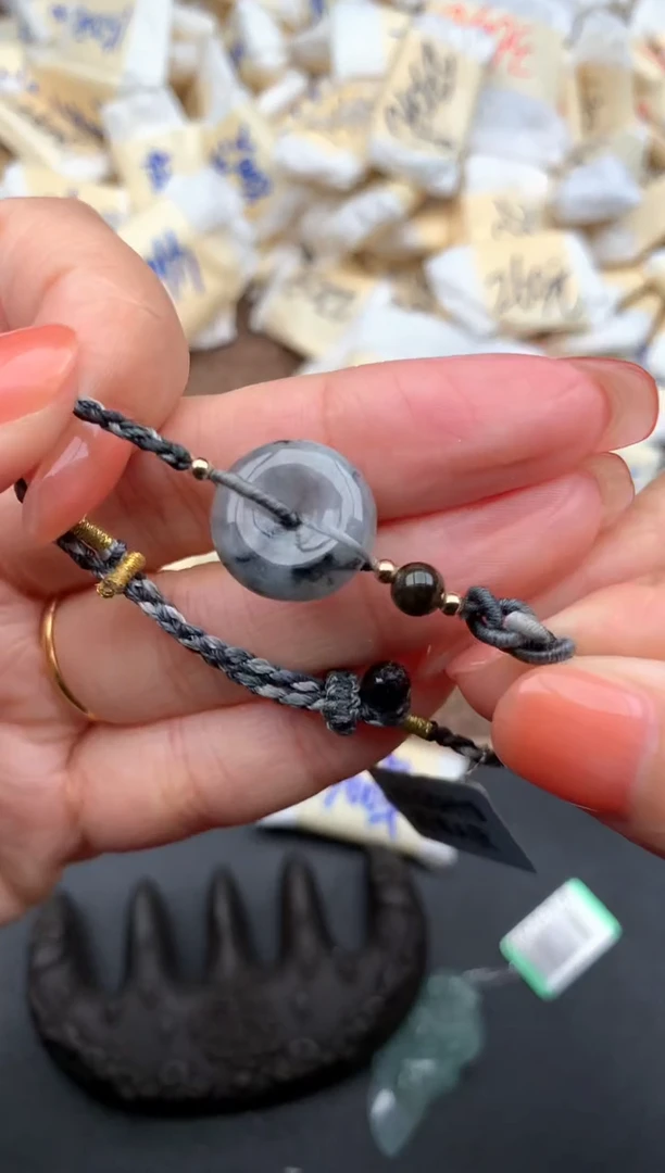 未镶嵌挂件翡翠—福利