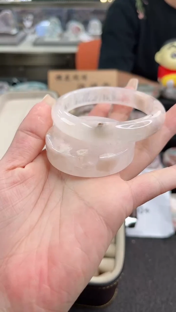 未镶嵌手镯石英质玉56圈口（赠品镯心）601