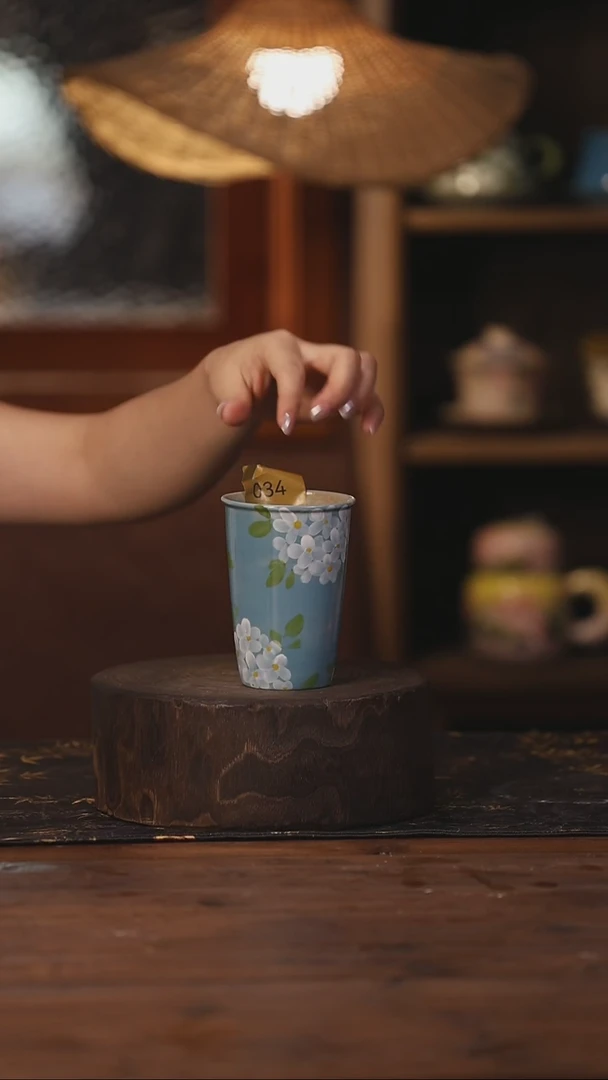 陶瓷景德镇高温釉下手绘陶瓷034