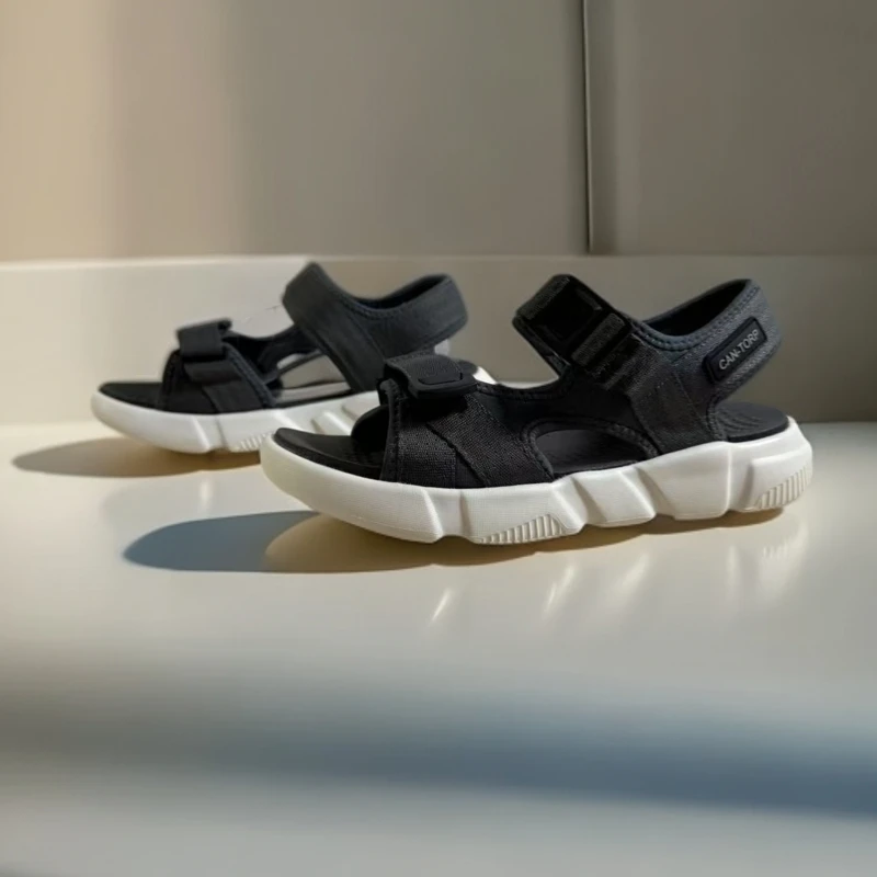 C1217 91420 男款户外轻便沙滩防脱脚休闲凉鞋（鞋帮微瑕）