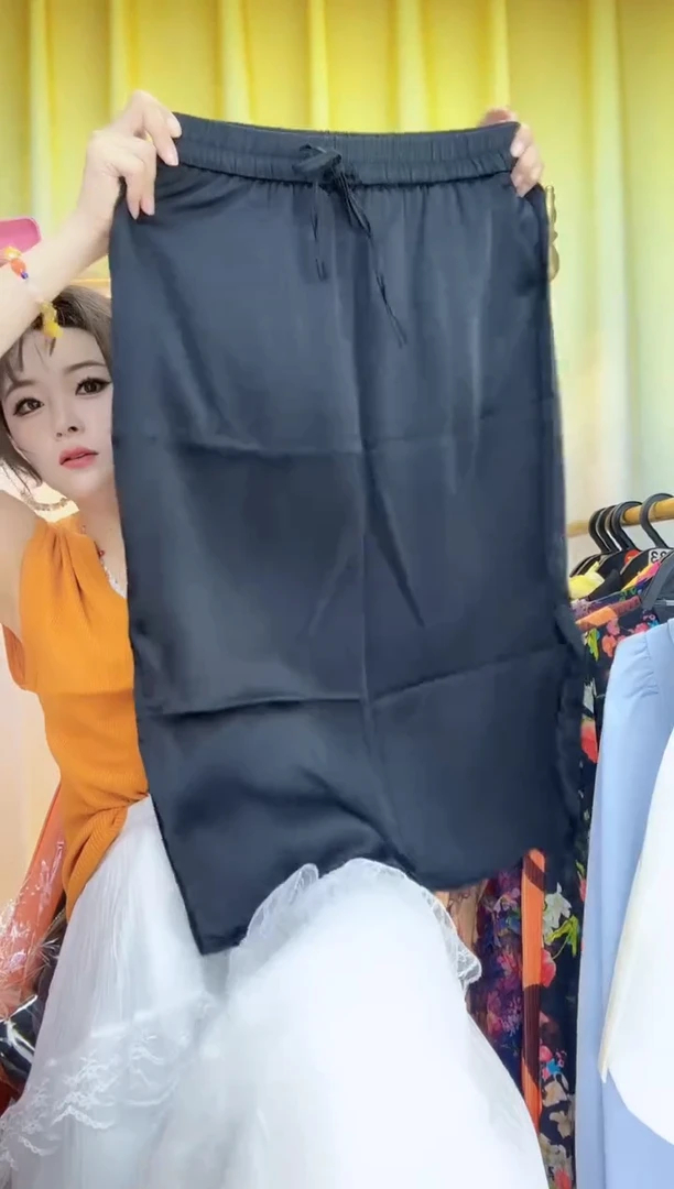 聚酯纤维（涤纶）女士洋气百搭气质120斤