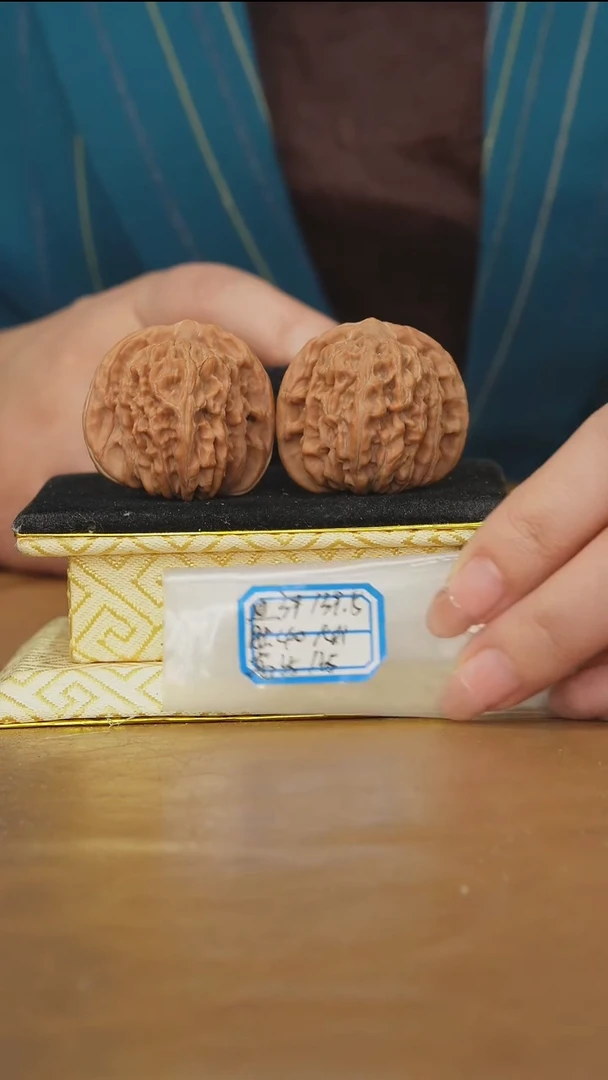 把件文玩核桃一代楼