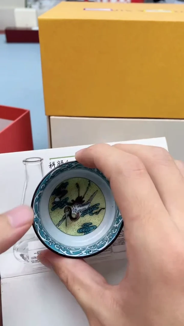 瓷片瓷器开播，全场浮力