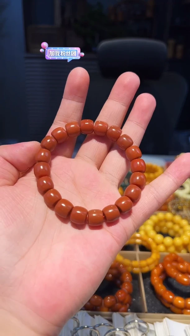 未镶嵌手串南红玛瑙11+直切牛血红