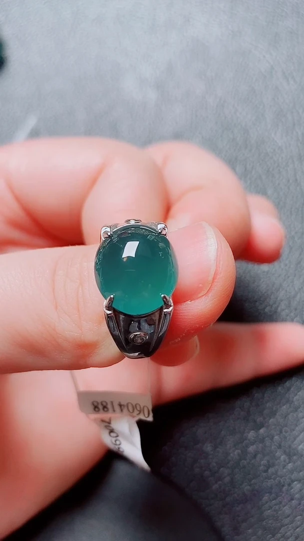 翡翠戒指银S925镶嵌翡翠