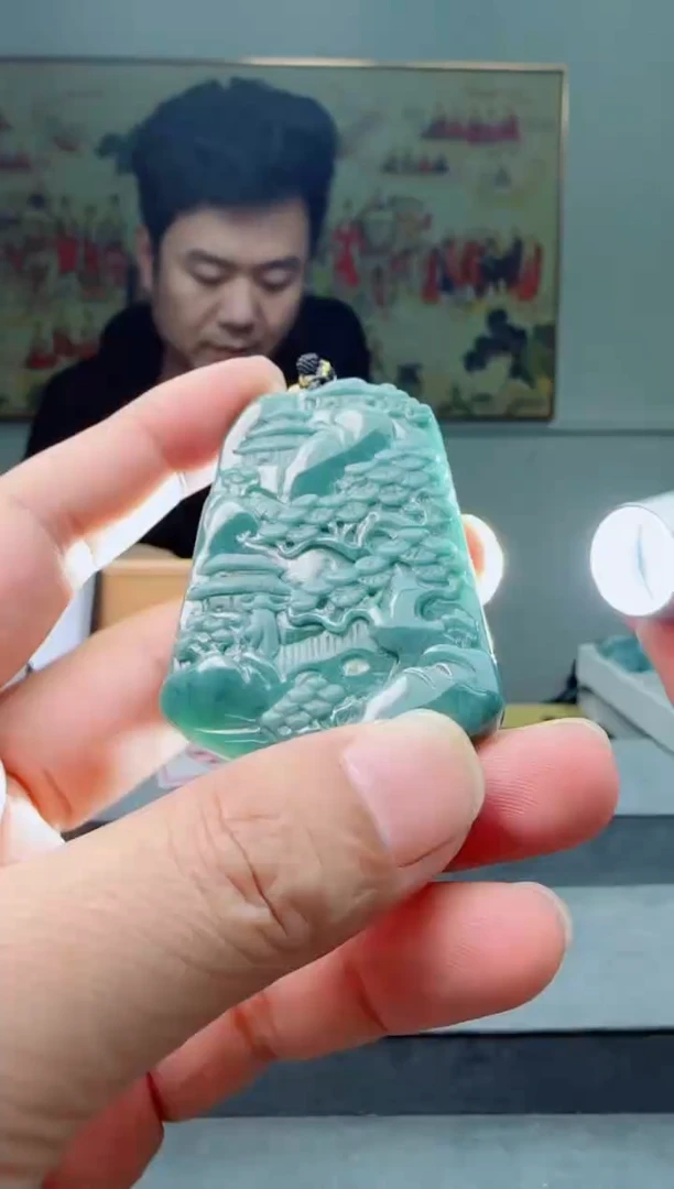 【闪购商品】翡翠颈饰未镶嵌11111111111111