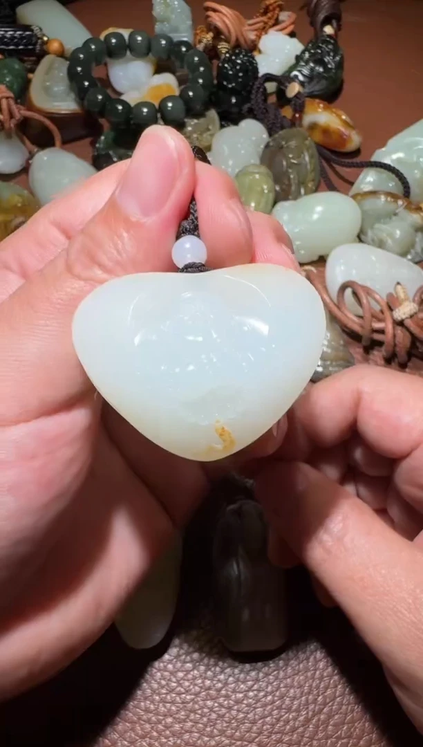 未镶嵌和田玉挂件斩*和田玉