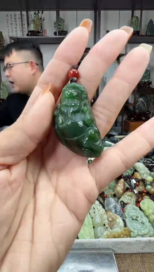 未镶嵌和田玉把件1