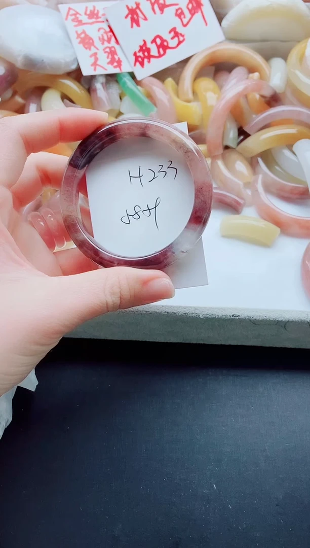 【闪购商品】石英质玉手镯未镶嵌H233-58-59
