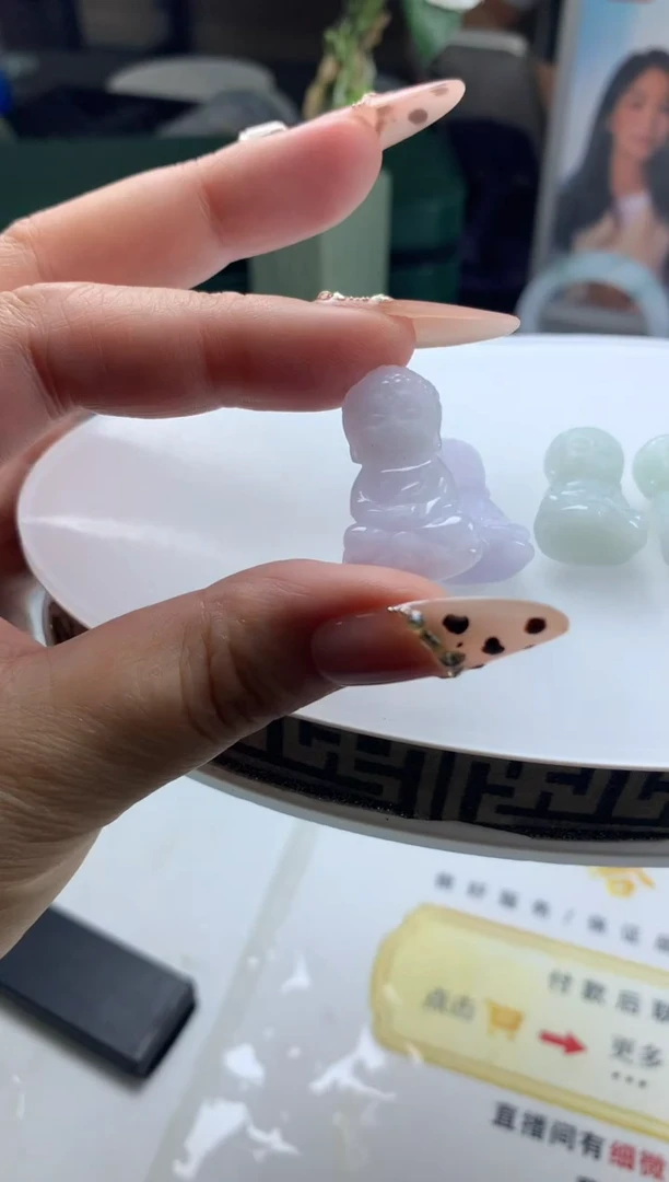 颈饰未镶嵌翡翠翡翠宝宝佛多样性发一件