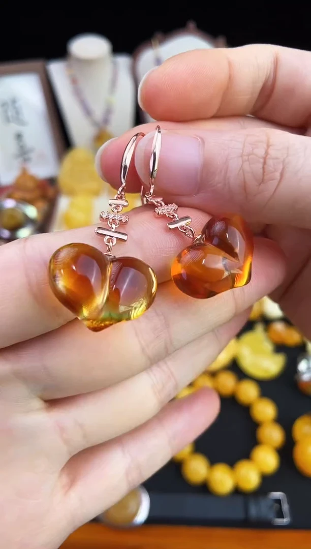 琥珀未镶嵌珠宝奇石柒月