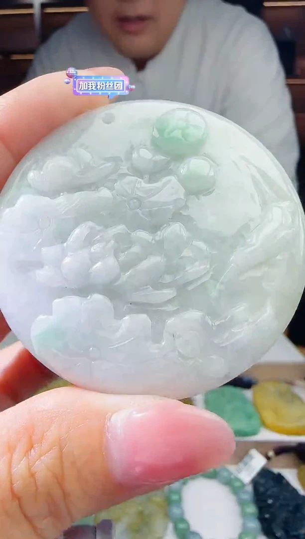 颈饰未镶嵌翡翠多样性发其一