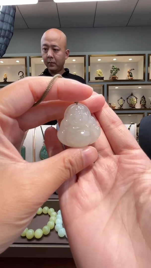 颈饰未镶嵌和田玉苏