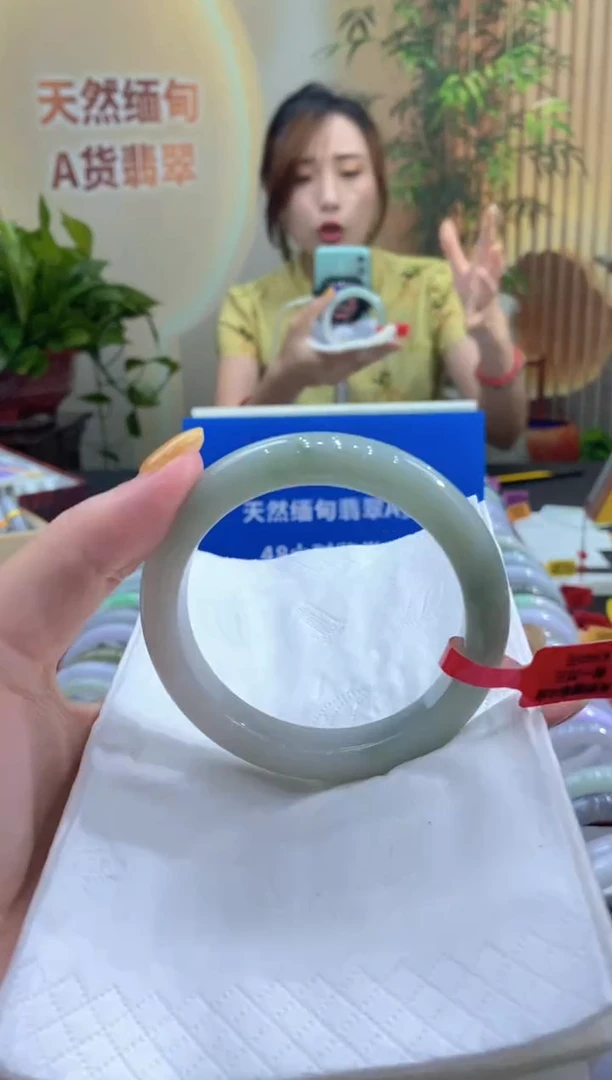 翡翠手镯未镶嵌000035095
