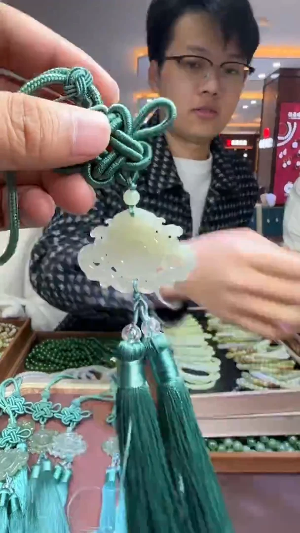 未镶嵌和田玉挂件【陆1122】03 7021 多样性发其一
