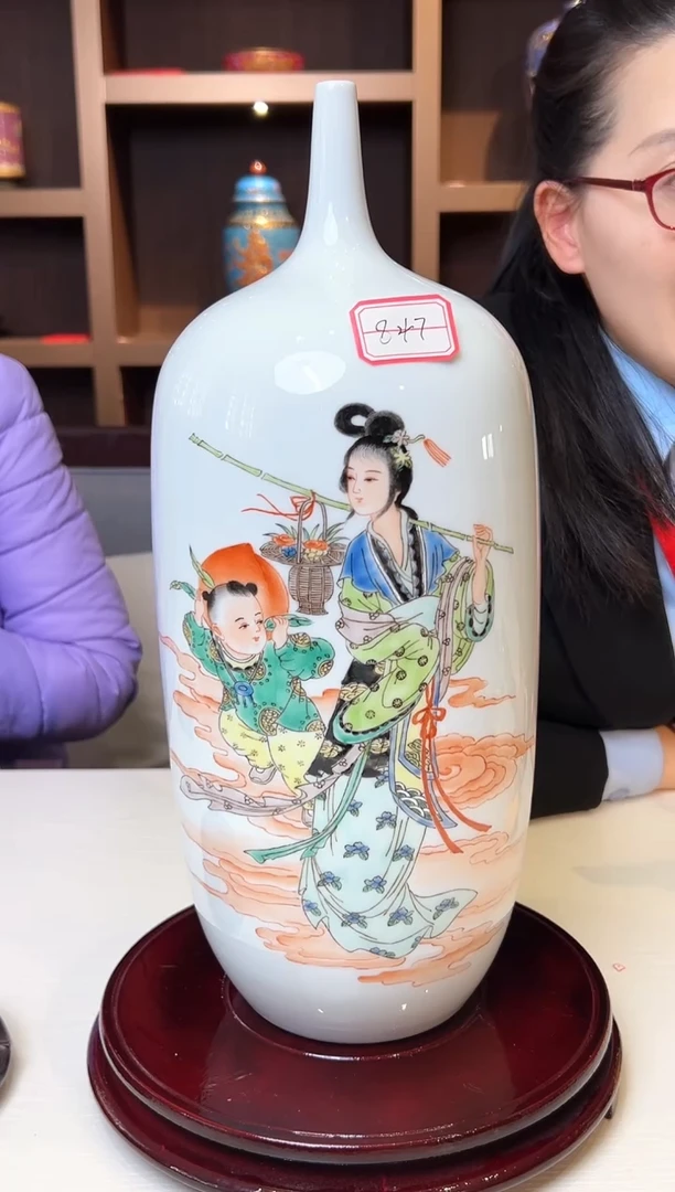 【闪购商品】瓶古彩麻姑献寿赏瓶847