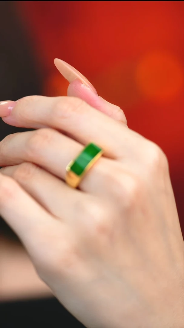 银S925镶嵌戒指翡翠新款