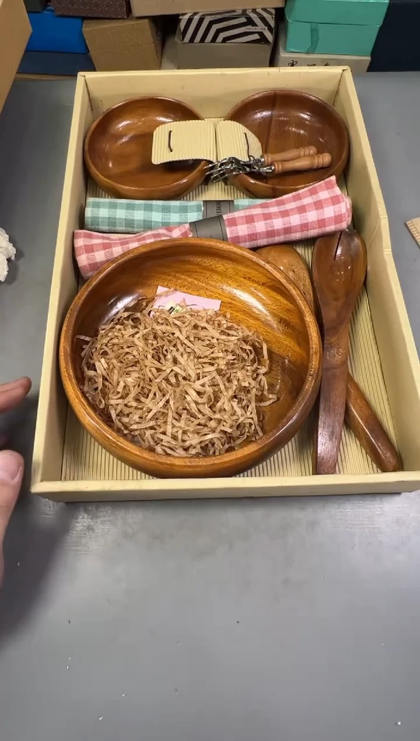 瓷片幸**?128号满30米包邮，碰瓷社感谢您的支持~