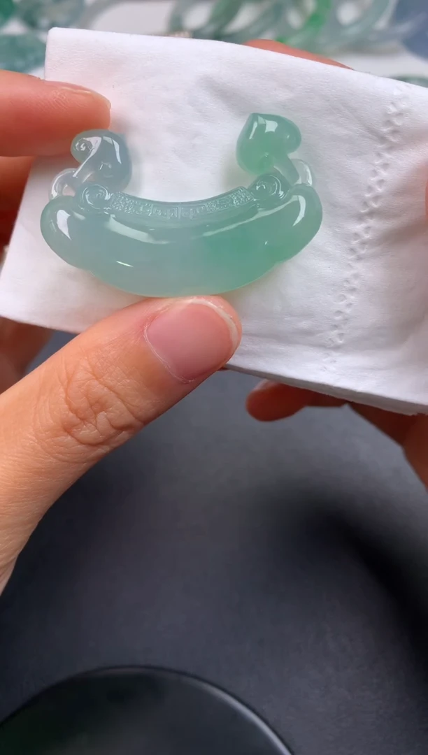 未镶嵌定制翡翠0450280747（40*13*6.2）